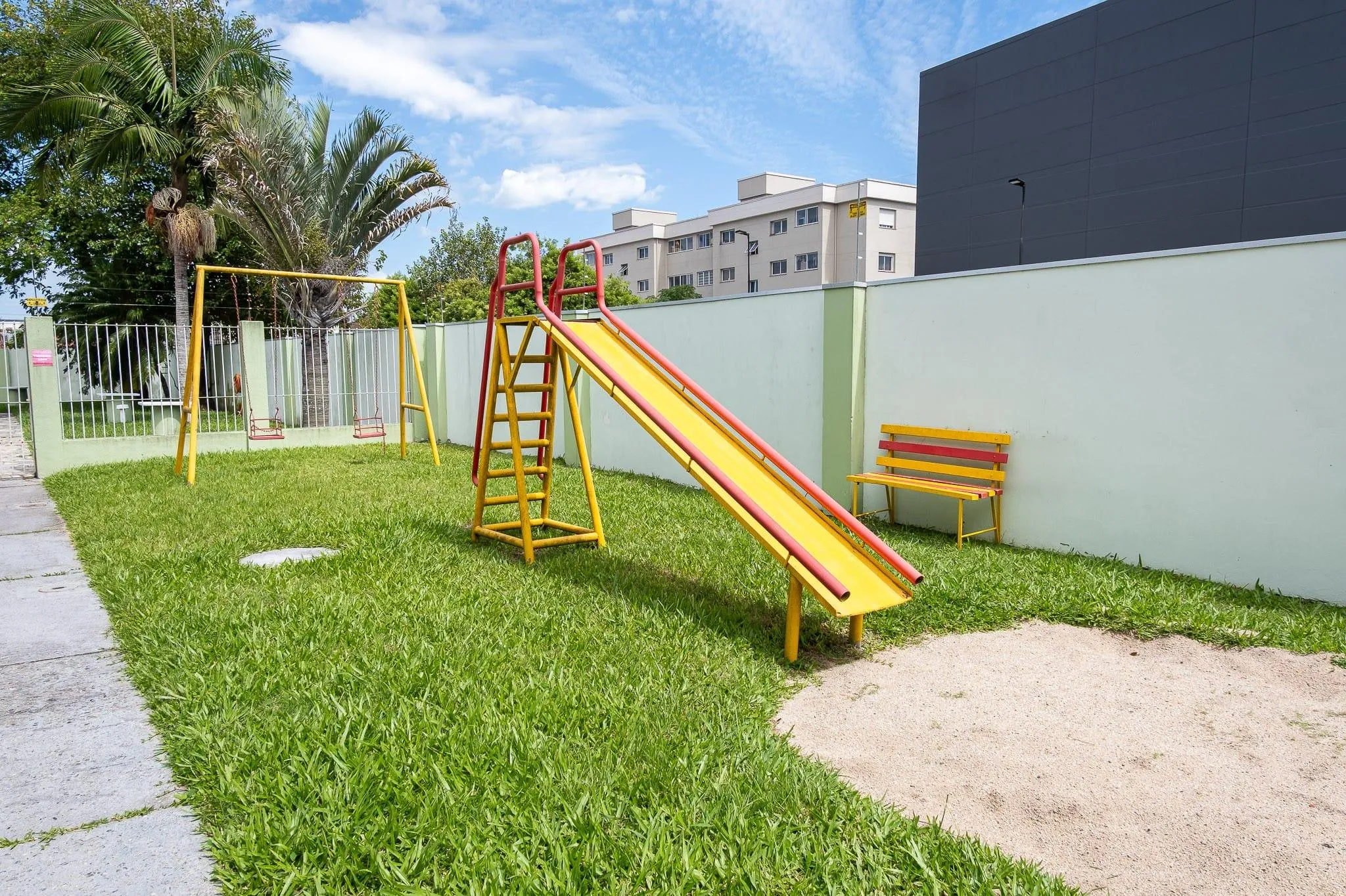 Apartamento à venda na Av. Dom Joaquim, Zona Norte - 113 m², 3 quartos, lareira e orientação norte/oeste. - 17