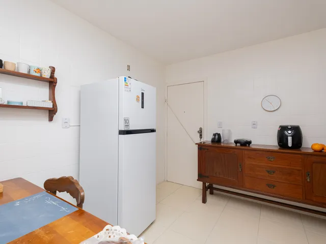 Apartamento com 134m² 3 quartos e 2 banheiros, à venda, no bairro Centro em Pelotas