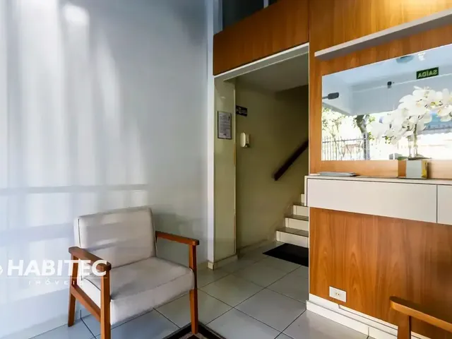 Apartamento 2 quartos e 1 banheiro, para alugar, no bairro Juvevê em Curitiba