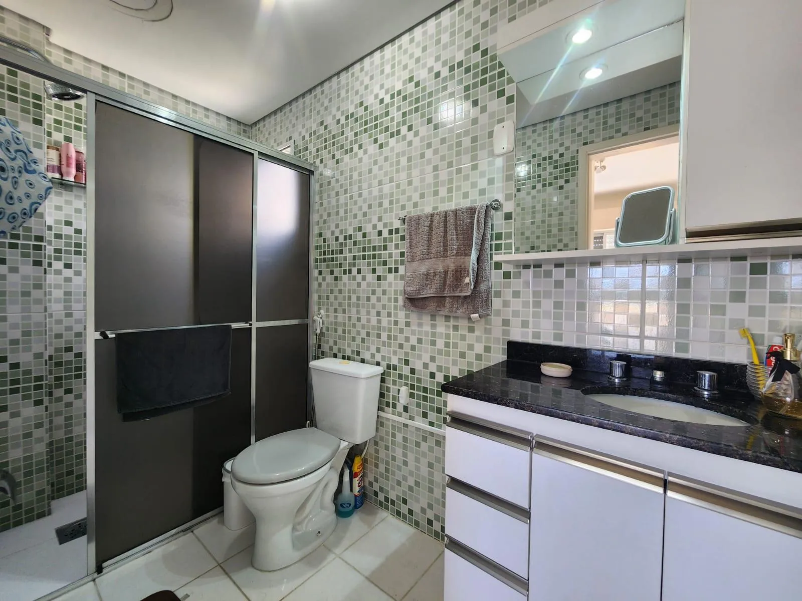 Apartamento à venda no Edifício Via Veneto, Areal - 100 m², 2 quartos (sendo 1 suíte), lareira, sacada com churrasqueira e móveis planejados. - 6