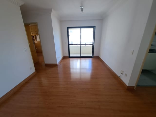 Apartamento com 70m² 2 quartos e 2 banheiros, para alugar, no bairro Aclimação em São Paulo