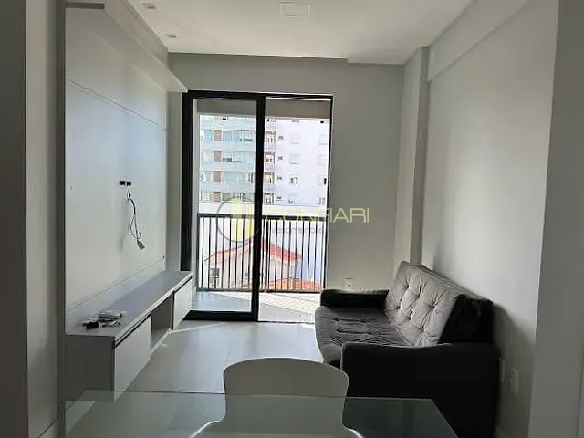 Apartamento 2 quartos e 1 banheiro, para alugar, no bairro Pereque em Porto Belo