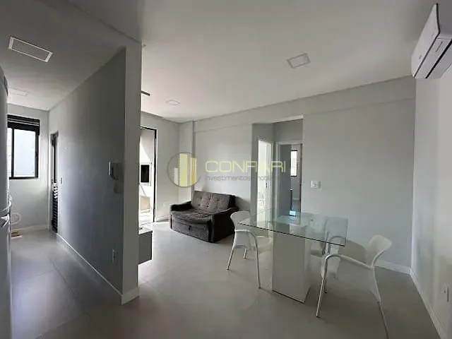 Apartamento 2 quartos e 1 banheiro, para alugar, no bairro Pereque em Porto Belo
