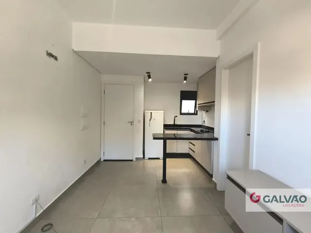 Apartamento para alugar, no bairro Portão em Curitiba