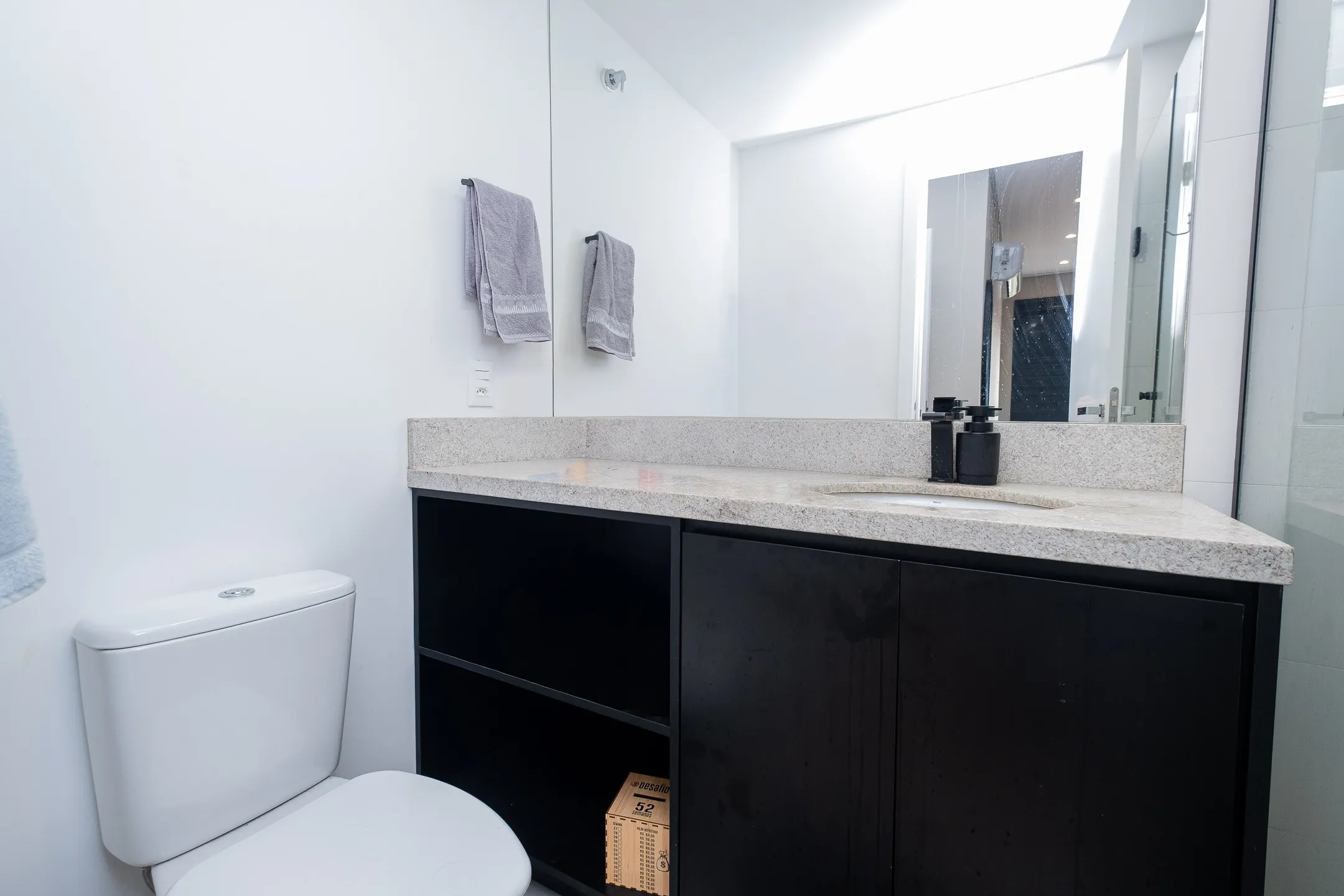 Apartamento mobiliado à venda no Canto, Parque Una - 74 m², 3 quartos (sendo 1 suíte), sofisticação em cada detalhe, com churrasqueira e vaga dupla. - 11