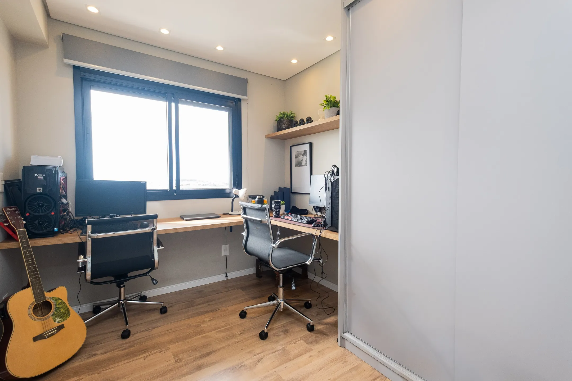 Apartamento mobiliado à venda no Canto, Parque Una - 74 m², 3 quartos (sendo 1 suíte), sofisticação em cada detalhe, com churrasqueira e vaga dupla. - 17