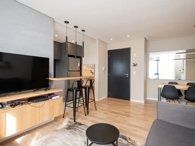 Apartamento com 133m² 3 quartos e 2 banheiros, à venda, no bairro São Gonçalo em Pelotas