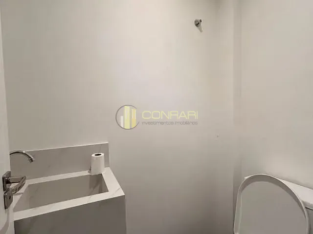 Apartamento 3 quartos e 3 banheiros, para alugar, no bairro Meia Praia em Itapema