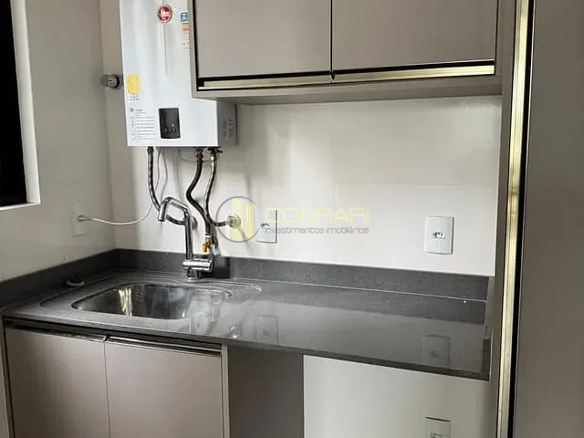 Apartamento 3 quartos e 4 banheiros, para alugar, no bairro Meia Praia em Itapema