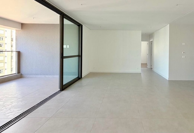 Apartamento 3 quartos e 3 banheiros, à venda, no bairro Gleba Palhano em Londrina