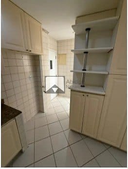 Apartamento à venda com 3 quartos, 110m² - Foto 14