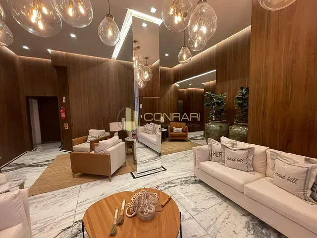 Apartamento 4 quartos e 5 banheiros, à venda, no bairro meia praia em Itapema