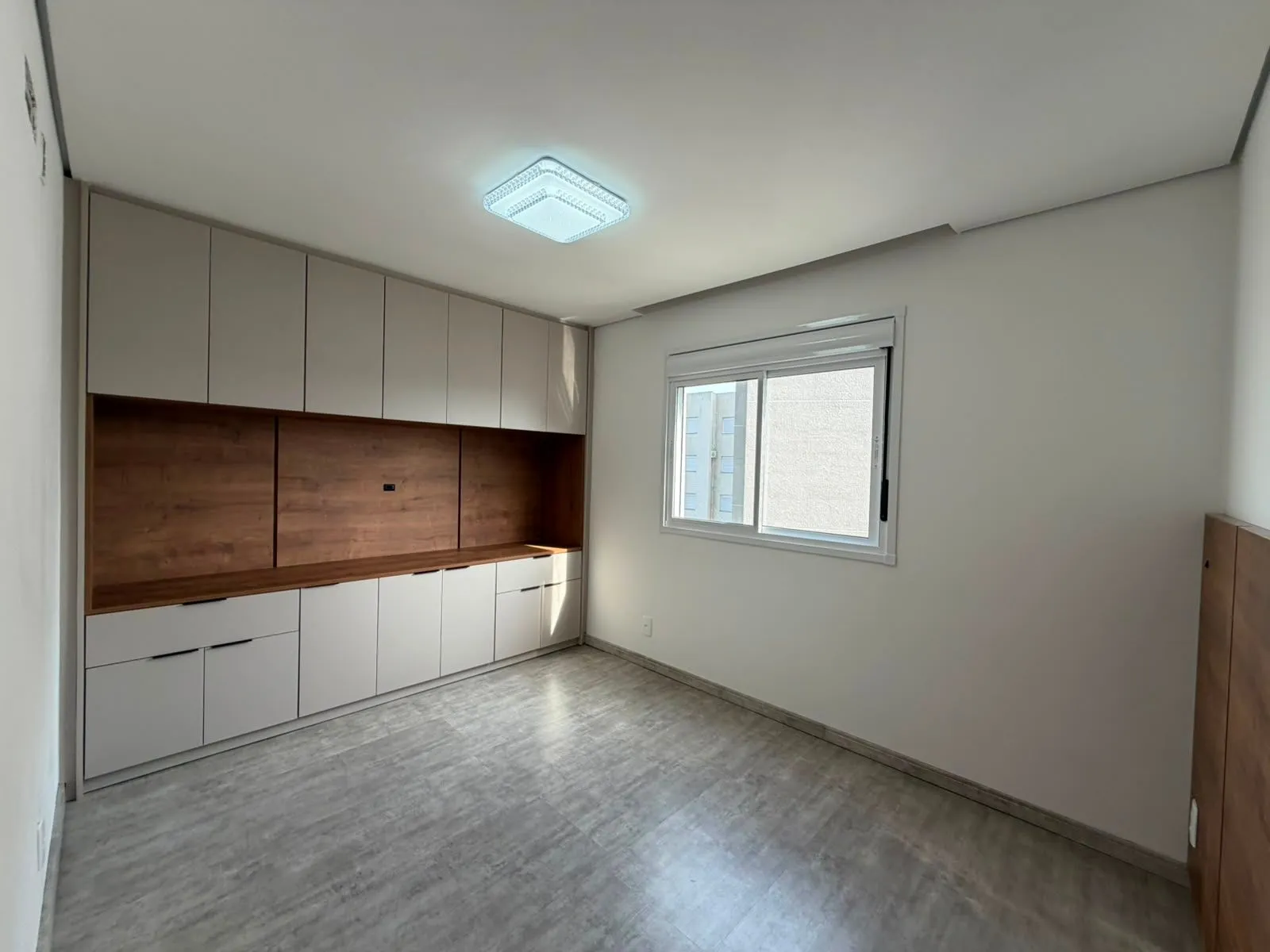 Apartamento semimobiliado à venda no Smart Urban Club, Areal - 74 m², 3 quartos (sendo 1 suíte), andar alto com sol da tarde e condomínio completo. - 7