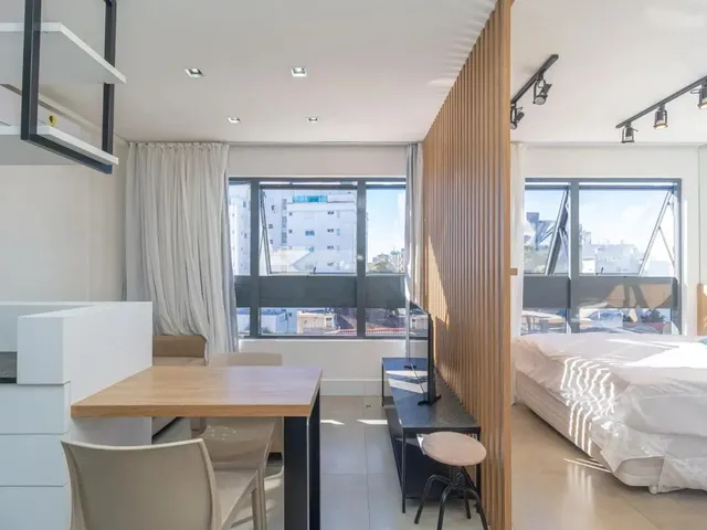 Apartamento 1 quarto e 1 banheiro, para alugar, no bairro Juvevê em Curitiba