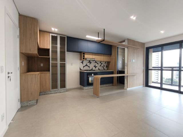 Apartamento 3 quartos e 2 banheiros, para alugar, no bairro Santa Rosa em Londrina