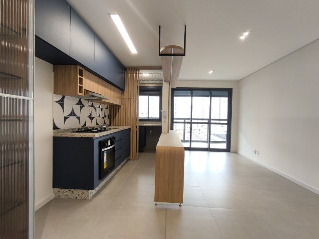 Apartamento 3 quartos e 2 banheiros, para alugar, no bairro Santa Rosa em Londrina