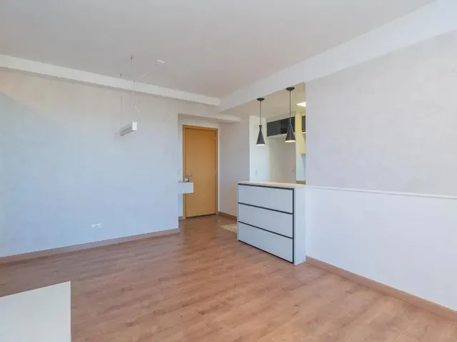 Apartamento 2 quartos e 1 banheiro, para alugar, no bairro Ecoville em Curitiba