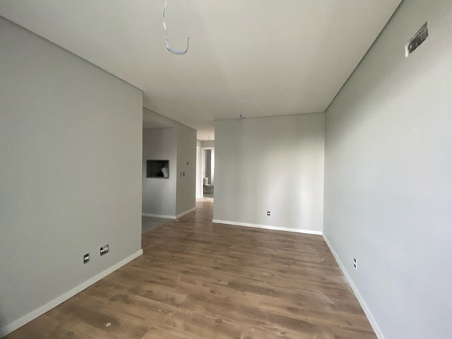 Apartamento 2 quartos e 1 banheiro, à venda, no bairro São Gonçalo em Pelotas