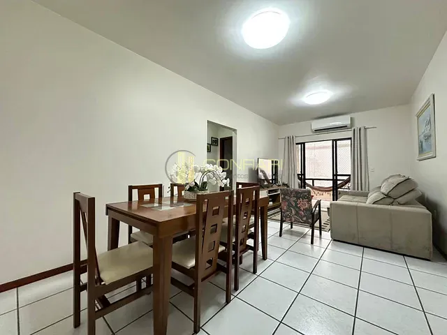 Apartamento 2 quartos e 2 banheiros, à venda, no bairro meia praia em Itapema