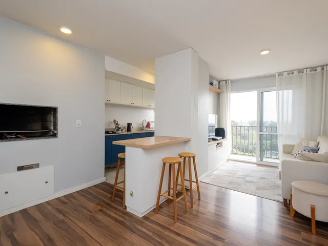 Apartamento com 65m² 2 quartos e 2 banheiros, à venda, no bairro Três Vendas em Pelotas
