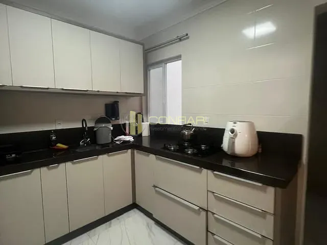 Apartamento 3 quartos e 1 banheiro, para alugar, no bairro centro em Itapema