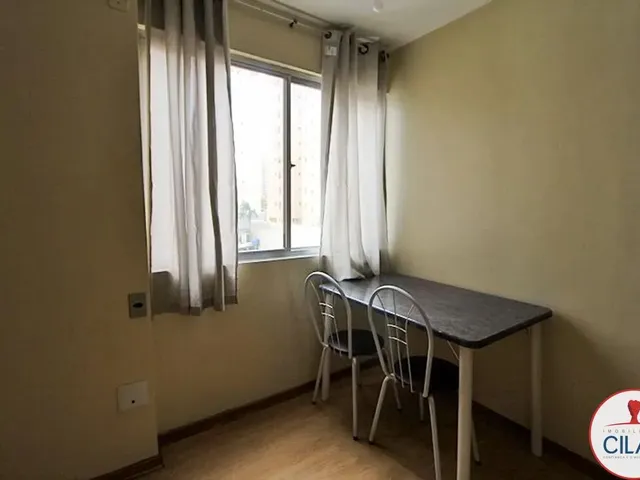 Apartamento 1 quarto e 1 banheiro, para alugar, no bairro Cristo Rei em Curitiba