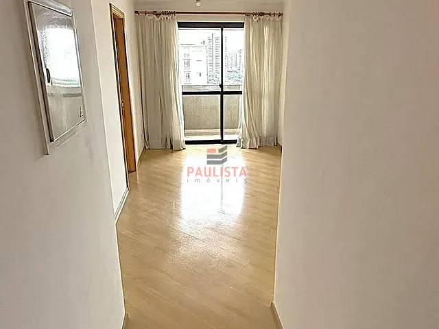 Apartamento 1 quarto e 2 banheiros, para alugar, no bairro Mirandópolis em São Paulo