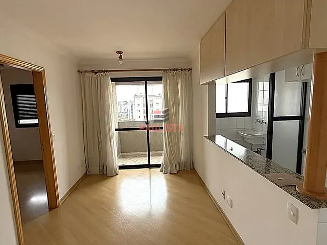 Apartamento 1 quarto e 2 banheiros, para alugar, no bairro Mirandópolis em São Paulo