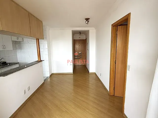 Apartamento 1 quarto e 2 banheiros, para alugar, no bairro Mirandópolis em São Paulo