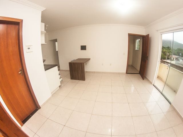 Apartamento com 360m² 2 quartos e 1 banheiro, para alugar, no bairro Ingleses do Rio Vermelho em Florianópolis