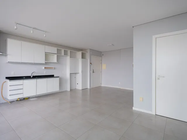 Apartamento com 135m² 2 quartos e 2 banheiros, à venda, no bairro Areal em Pelotas