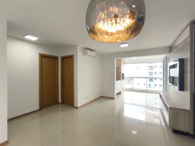 Apartamento 3 quartos e 2 banheiros, para alugar, no bairro Gleba Fazenda Palhano em Londrina