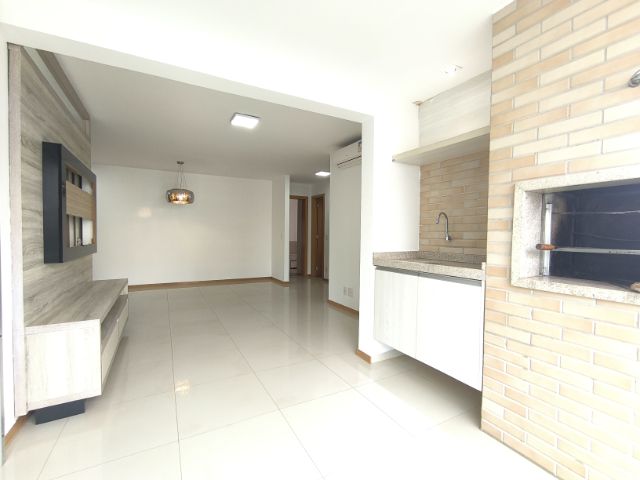 Apartamento 3 quartos e 2 banheiros, para alugar, no bairro Gleba Fazenda Palhano em Londrina