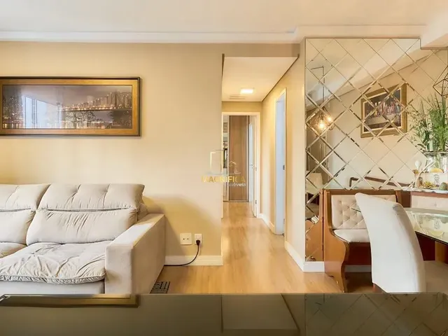 Apartamento 2 quartos e 2 banheiros, à venda, no bairro Campo Comprido em Curitiba