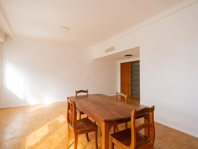 Apartamento com 217m² 3 quartos e 3 banheiros, à venda, no bairro Centro em Pelotas