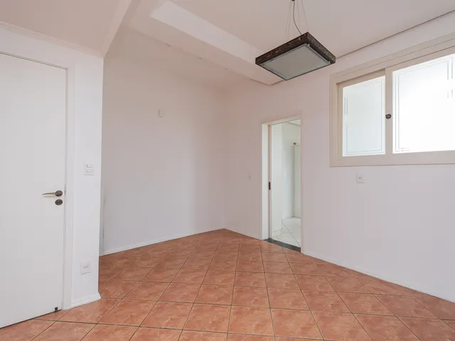 Apartamento com 217m² 3 quartos e 3 banheiros, à venda, no bairro Centro em Pelotas