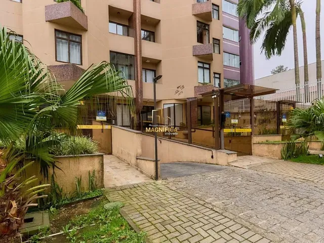 Apartamento 2 quartos e 1 banheiro, à venda, no bairro Bacacheri em Curitiba