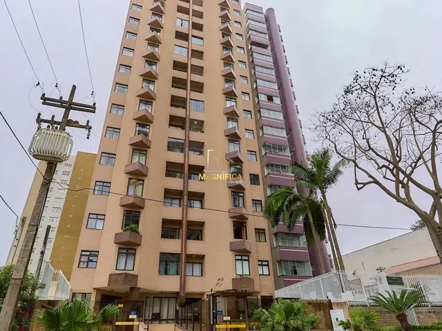 Apartamento 2 quartos e 1 banheiro, à venda, no bairro Bacacheri em Curitiba