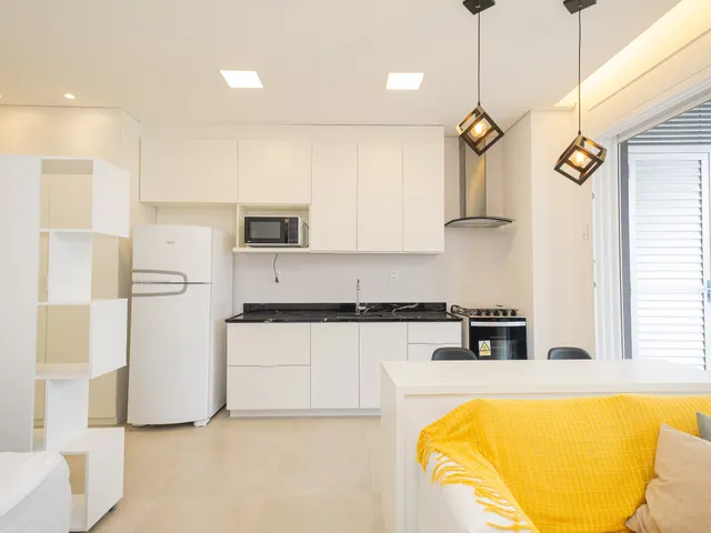 Studio 1 quarto e 1 banheiro, à venda, no bairro Centro em Pelotas