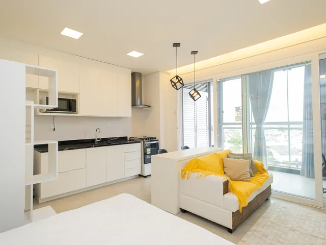 Studio 1 quarto e 1 banheiro, à venda, no bairro Centro em Pelotas