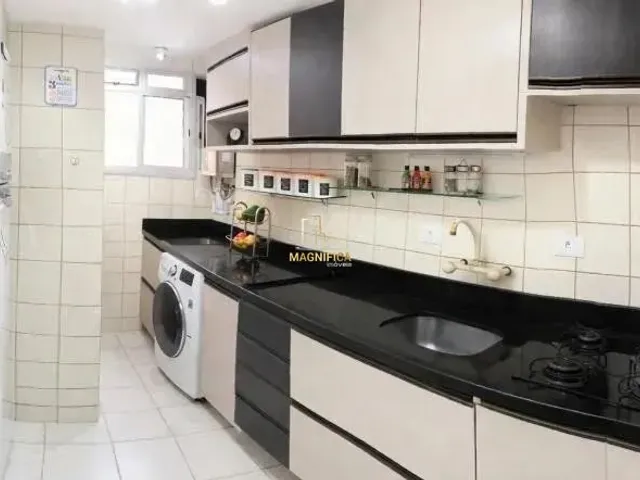 Apartamento 3 quartos e 2 banheiros, à venda, no bairro Capão Raso em Curitiba