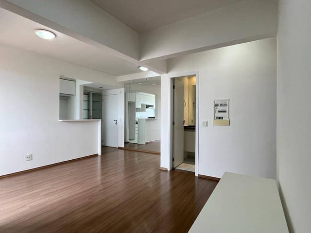 Apartamento com 106m² 2 quartos e 2 banheiros, para alugar, no bairro Aurora em Londrina