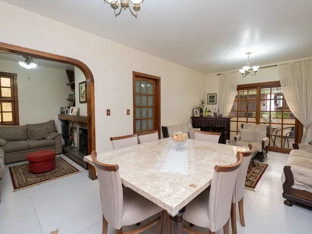 Apartamento 3 quartos e 3 banheiros, à venda, no bairro Centro em Pelotas