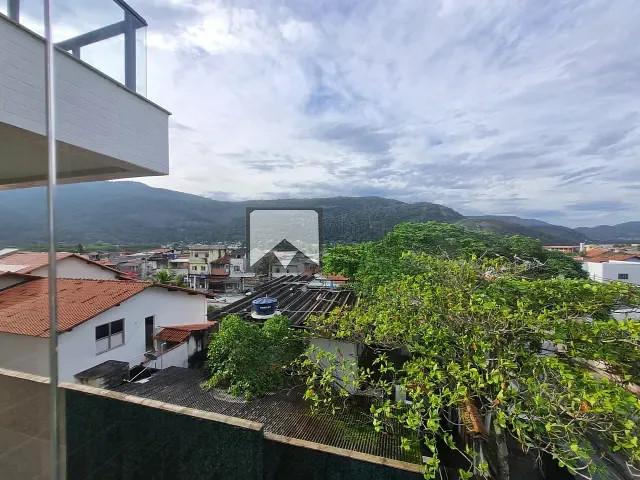 Apartamento com 100m² 3 quartos e 2 banheiros, para alugar, no bairro Piratininga em Niterói