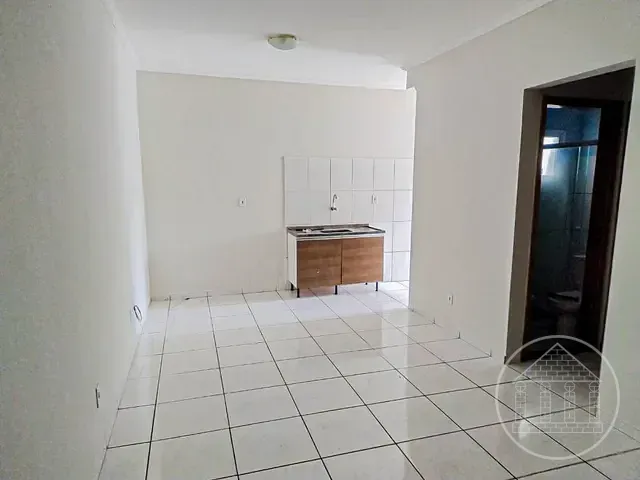 Apartamento 2 quartos e 1 banheiro, para alugar, no bairro Jardim Beatriz em São Paulo