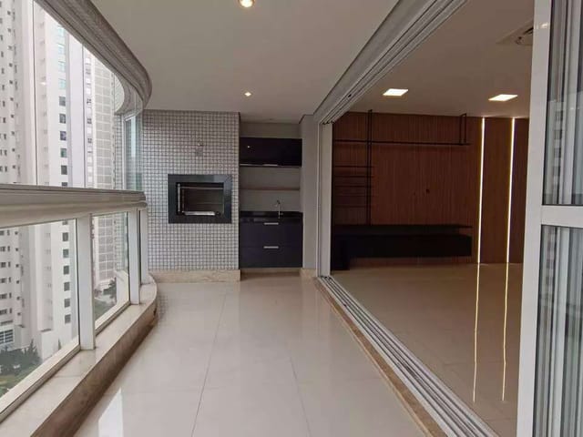 Apartamento com 212m² 3 quartos e 3 banheiros, para alugar, no bairro Gleba Fazenda Palhano em Londrina
