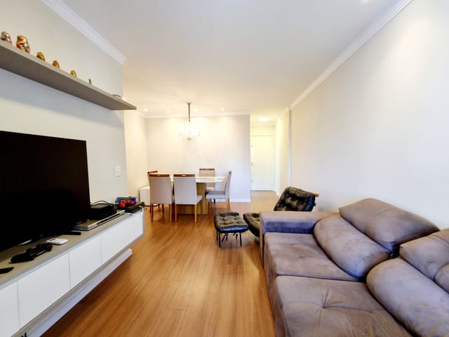 Apartamento 3 quartos e 2 banheiros, à venda, no bairro Gleba Palhano em Londrina