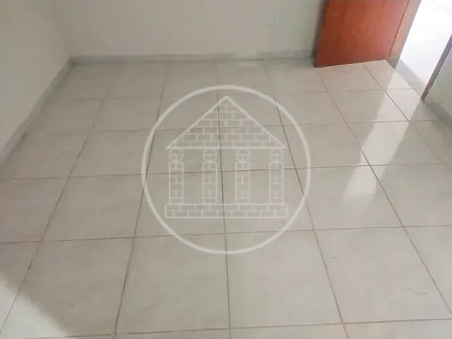 Apartamento 2 quartos e 1 banheiro, para alugar, no bairro Jardim das Imbuias em São Paulo