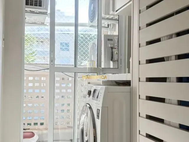 Apartamento 2 quartos e 2 banheiros, à venda, no bairro Bacacheri em Curitiba