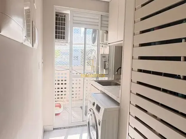 Apartamento 2 quartos e 2 banheiros, à venda, no bairro Bacacheri em Curitiba